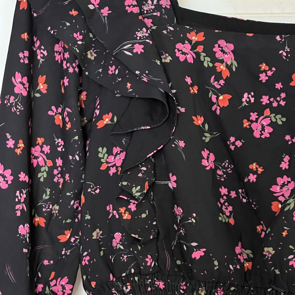 Bloomingdale's Black Floral Blouse with Ruffles - Picture 3 of 5